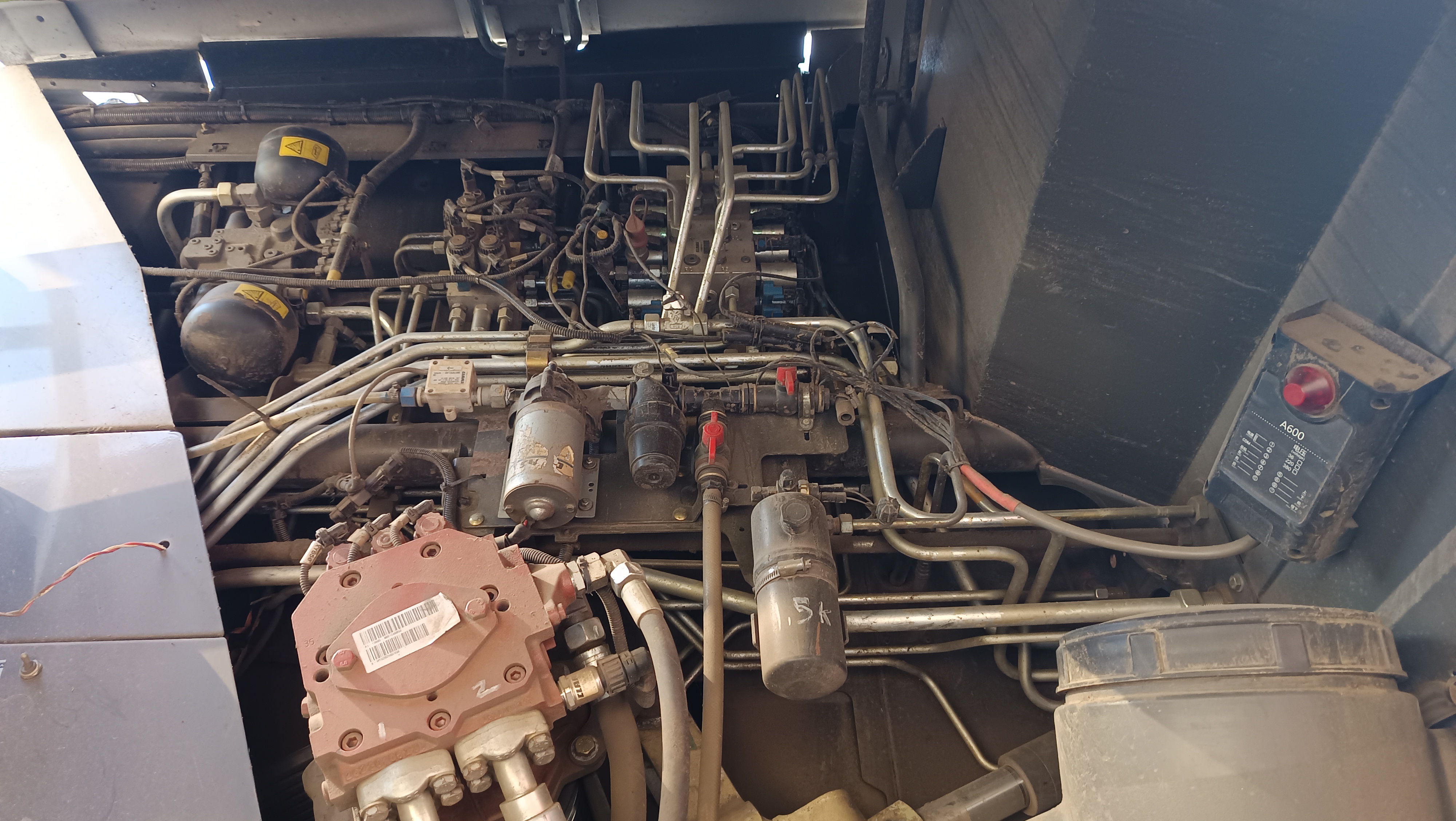 2017年克拉斯970(图2) 2017年克拉斯970(图2)