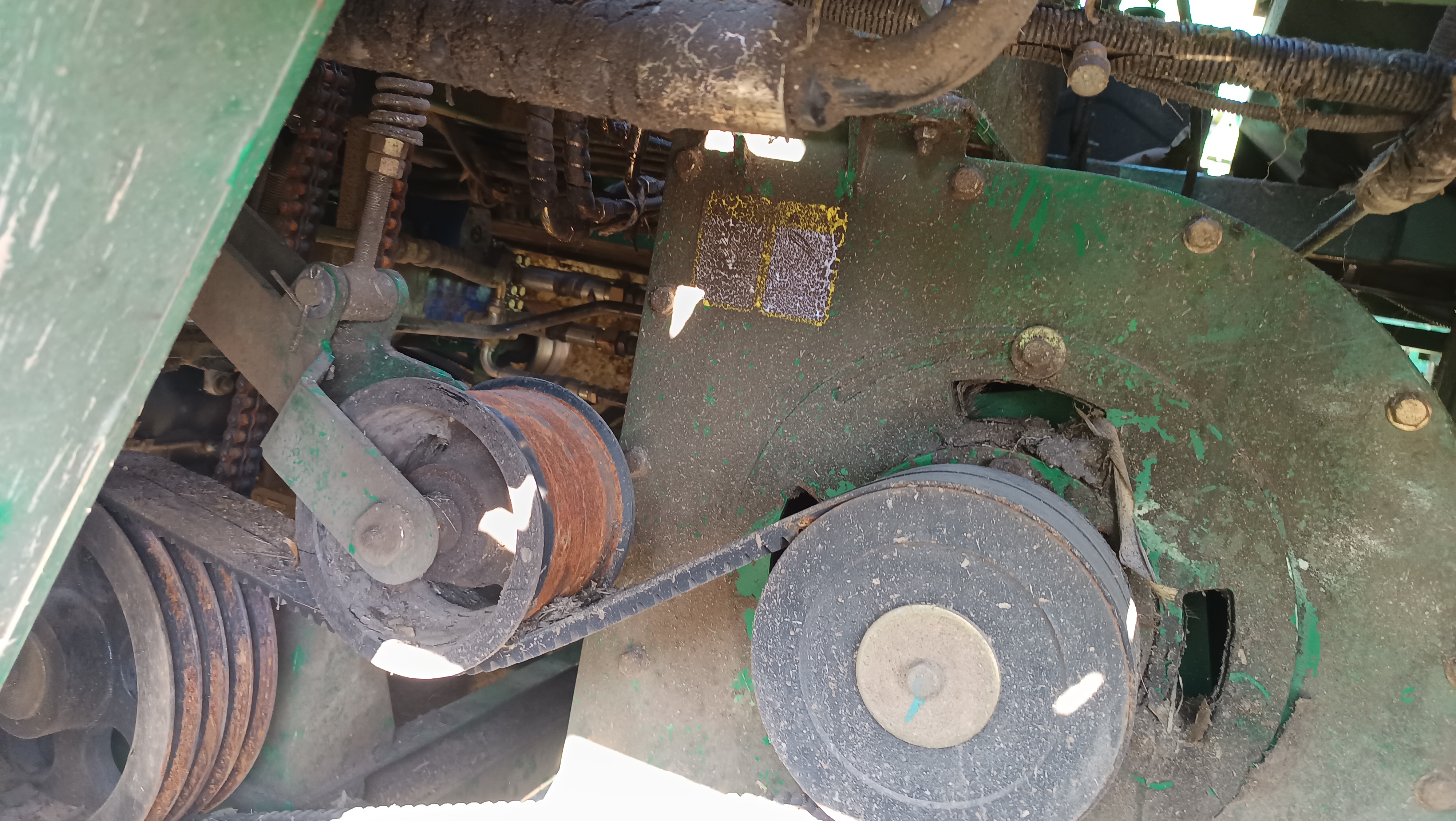 常发茎穗双收机(图19) 常发茎穗双收机(图19)